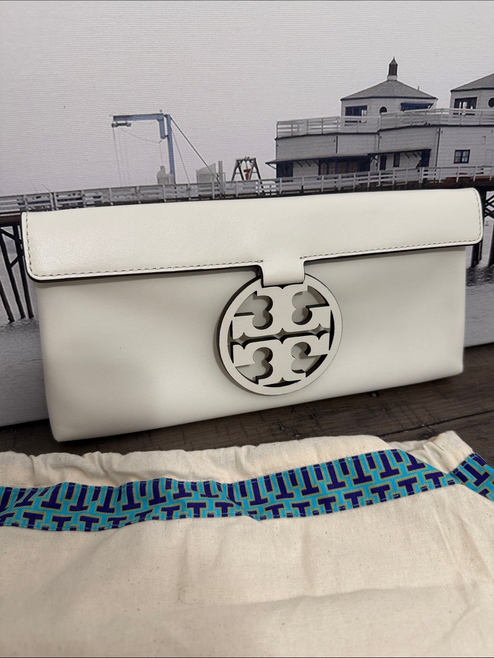 Tory Burch Cream Leather Logo Clutch